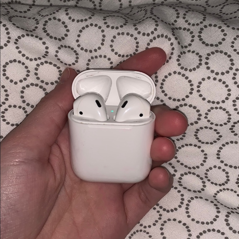 Apple Airpods